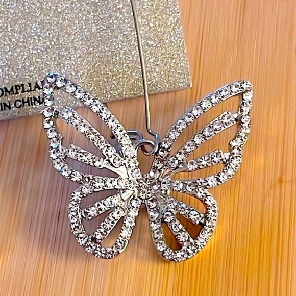 Brand New Natasha Rhinestone Butterfly Silver Tone Drop Earrings Sparkly - Picture 5 of 13
